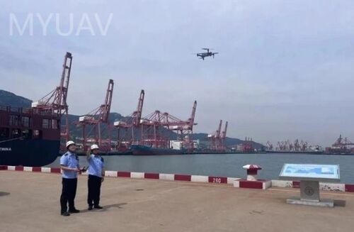 آخرین اخبار شرکت در مورد بازرسی هوایی MYUAV به بهبود کیفیت و کارایی اجرای قوانین ترافیک در بندر لیانونگانگ کمک می کند