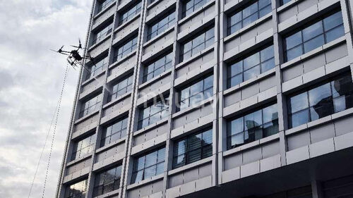آخرین اخبار شرکت در مورد بدون سرنشین DJI FC30 تا چه حد به عنوان یک بدون سرنشین تمیز کننده ساختمان امن است؟