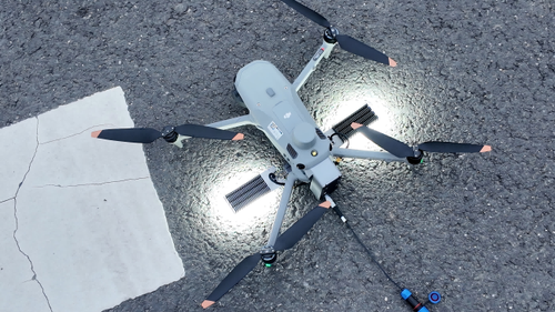 آخرین اخبار شرکت در مورد Arrive Light, Illuminate Instantly | Field Application of the DJI M4 Tethered Lighting System
